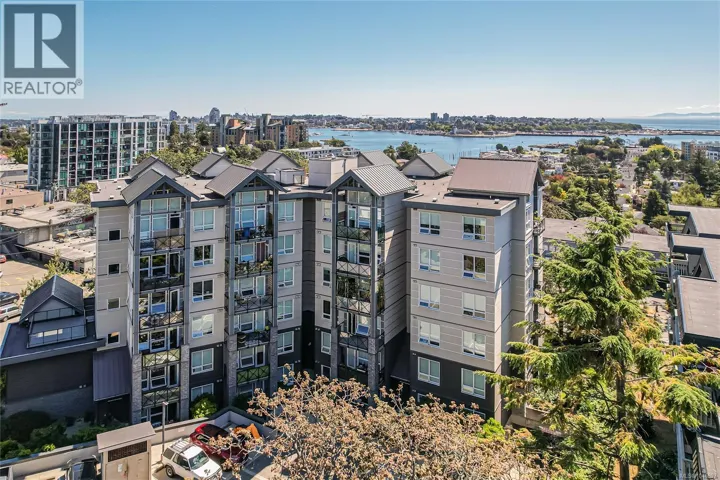 502 924 Esquimalt Rd, Esquimalt, British Columbia V9A3P2