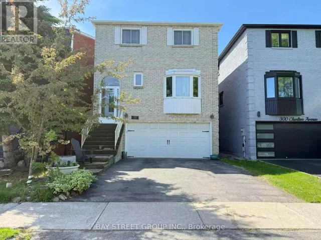 304 CHARLTON AVENUE, Vaughan (Brownridge), Ontario L4J6H4