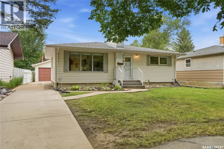 220 FRONTENAC DRIVE, Regina, Saskatchewan S4S3B5