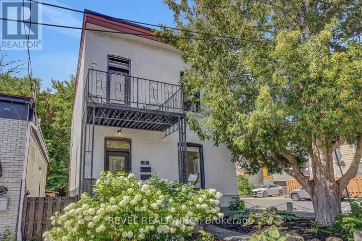52 LEBRETON STREET N, Ottawa, Ontario K1R7H4
