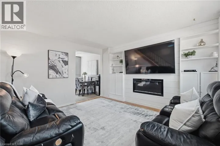 164 JANSEN Avenue Unit# 11, Kitchener, Ontario N2A2L7