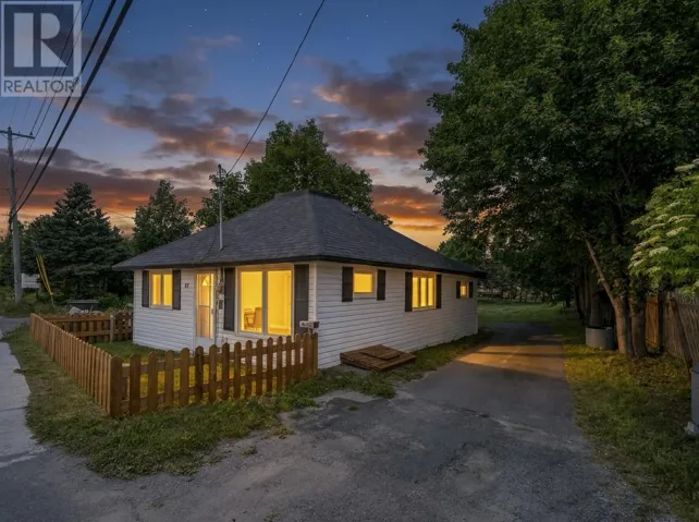 87 Conception Bay Highway, Bay Roberts, Newfoundland & Labrador A0A1G0