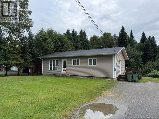 9 4th Avenue, Clair, New Brunswick E7A2B2
