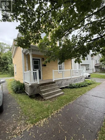 HAWTHORNE STREET, ANTIGONISH, N.S., Antigonish, Nova Scotia B2G1A3