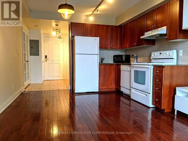 704 - 2737 KEELE STREET, Toronto (Downsview-Roding-CFB), Ontario M3M2E9