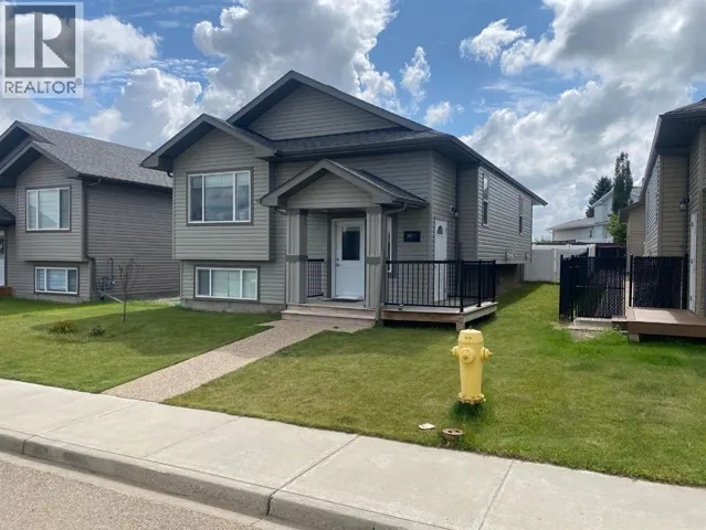 7401 44 Avenue, Camrose, Alberta T4V5E1