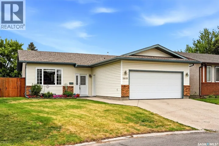 5831 Keffner BAY, Regina, Saskatchewan S4X4B8
