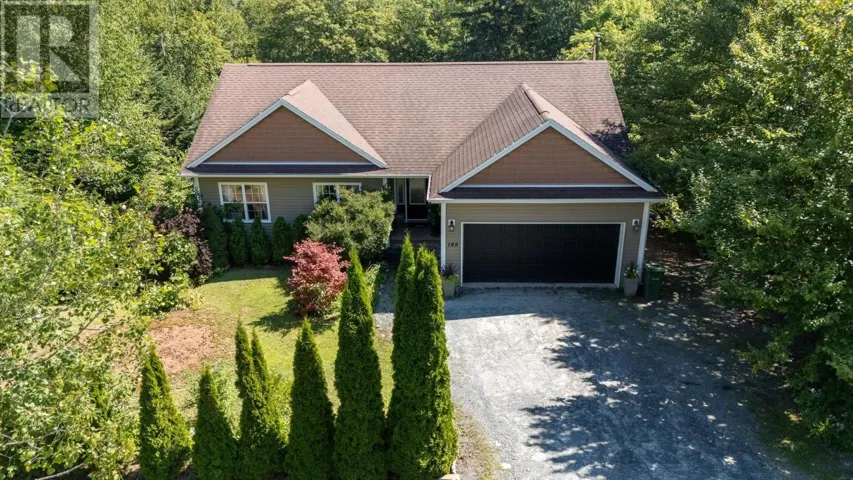 185 Thomas Street, Lake Echo, Nova Scotia B3E1M7