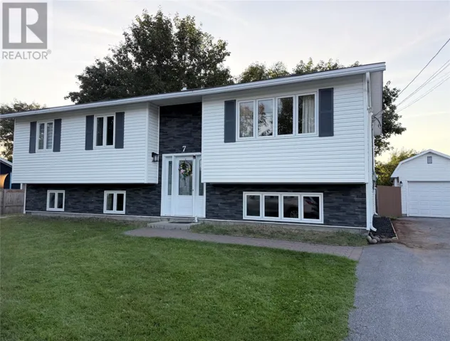 7 Castlewood Drive, Pasadena, Newfoundland & Labrador A0l1K0
