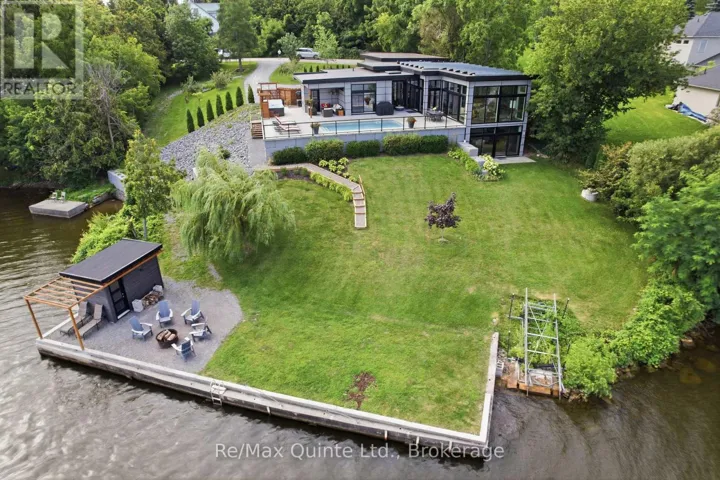 8 BAYVIEW POINT ROAD, Prince Edward County (Ameliasburg Ward), Ontario K8N4Z1
