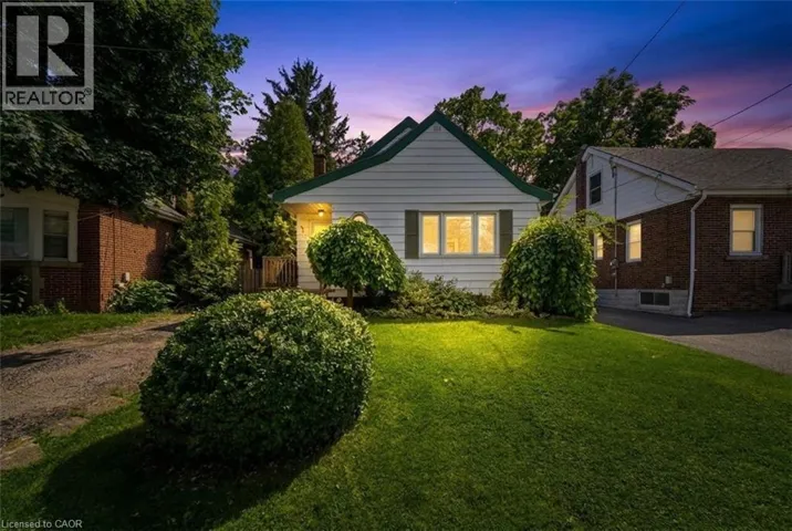 61 GLENMOUNT Avenue, Hamilton, Ontario L8S2L3