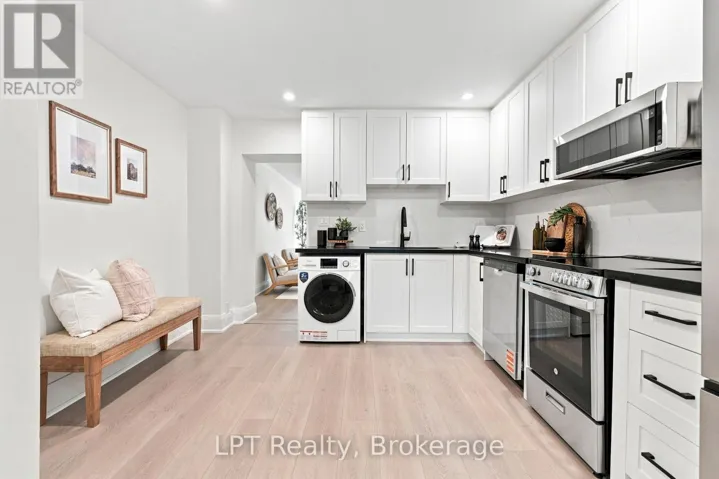 112 OLIVE AVENUE, Oshawa (Central), Ontario L1H2P2