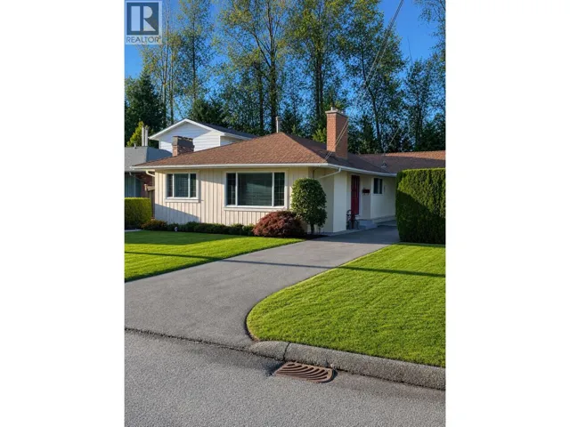 424 CULZEAN PLACE, Port Moody, British Columbia V3H1E5
