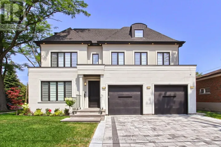 140 HILLMOUNT AVENUE, Toronto (Englemount-Lawrence), Ontario M6B1X8