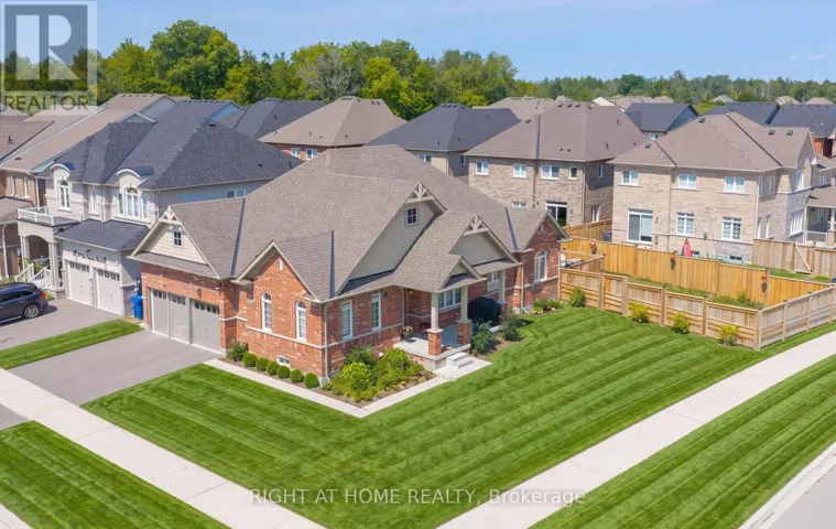 2 CLIFF THOMPSON COURT, Georgina (Sutton & Jackson's Point), Ontario L0E1R0