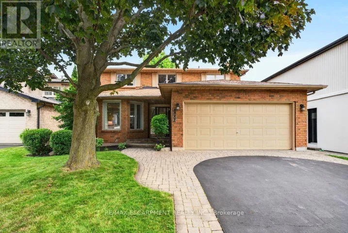 1152 LOCKHART ROAD, Burlington (Brant), Ontario L7S1G9