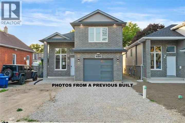 2267 LOUIS AVENUE, Windsor, Ontario N8X4C2