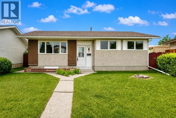 42 Rundlelawn Close NE, Calgary, Alberta T1Y3J3