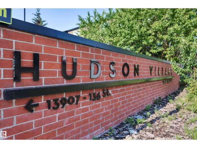 #205 13907 136 ST NW, Edmonton, Alberta T6V1Y5