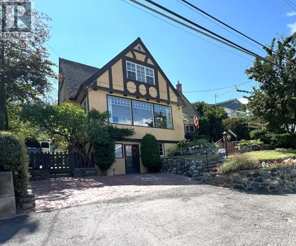 219 ST PAUL Street W, Kamloops, British Columbia V2C1G2