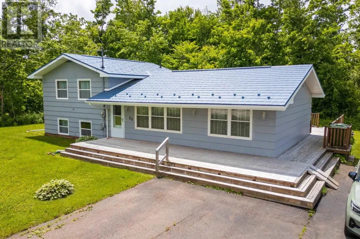49 MOUNT HERBERT Road, Stratford, Prince Edward Island C1B2S3