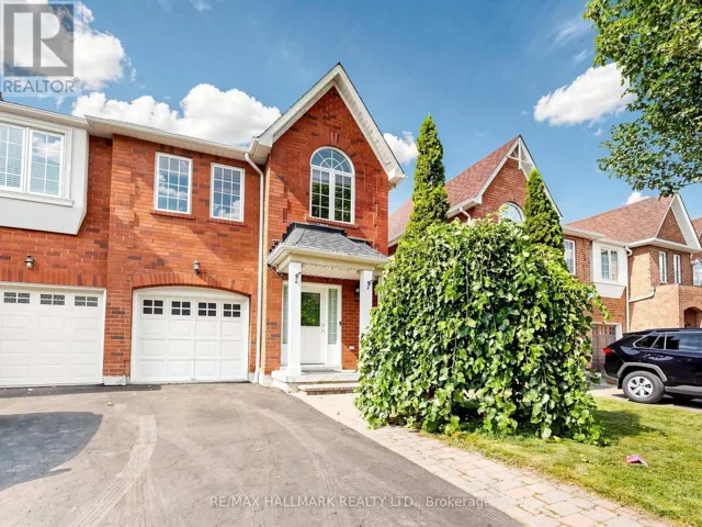 12 STOKELY CRESCENT, Whitby (Downtown Whitby), Ontario L1N9S8