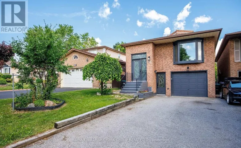 79 MAPLEGROVE AVENUE, Bradford West Gwillimbury (Bradford), Ontario L3Z1R9