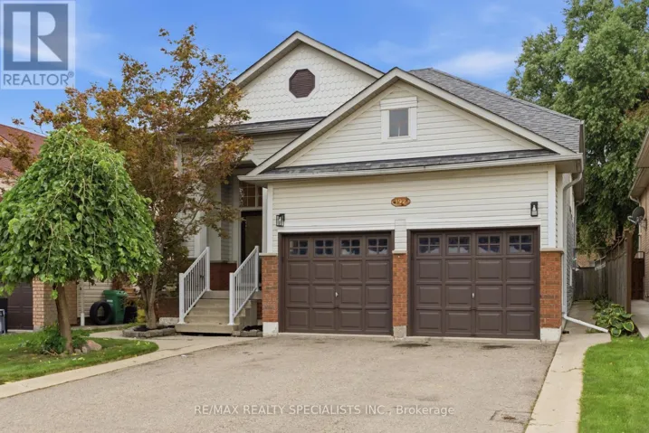 192 VAN SCOTT DRIVE, Brampton (Northwest Sandalwood Parkway), Ontario L7A1V8