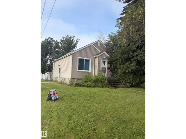 9603 83 AV NW, Edmonton, Alberta T6C1C1