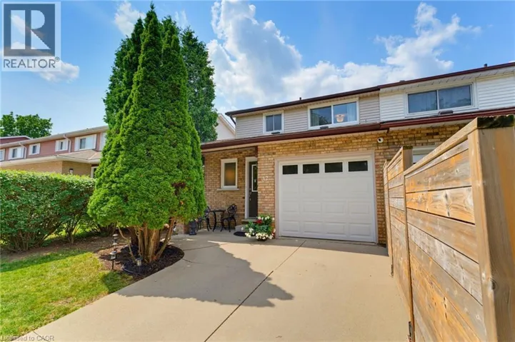 32 SILVERVINE Drive, Stoney Creek, Ontario L8J1K2