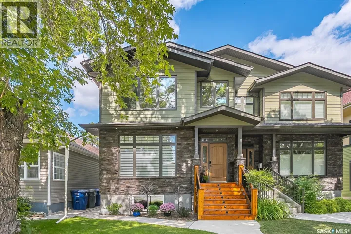 1019A 10th STREET E, Saskatoon, Saskatchewan S7H0H8