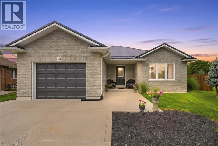 30 LESLIE Street, Jarvis, Ontario N0A1J0