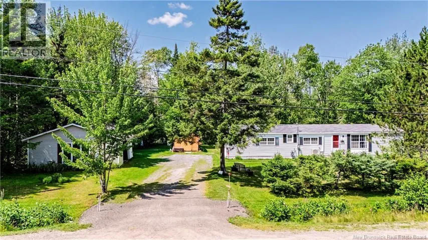 9 Maple Leaf Drive, Lincoln, New Brunswick E3B7G9