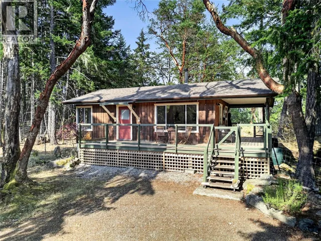 380 Langs Rd, Salt Spring, British Columbia V8K1N3