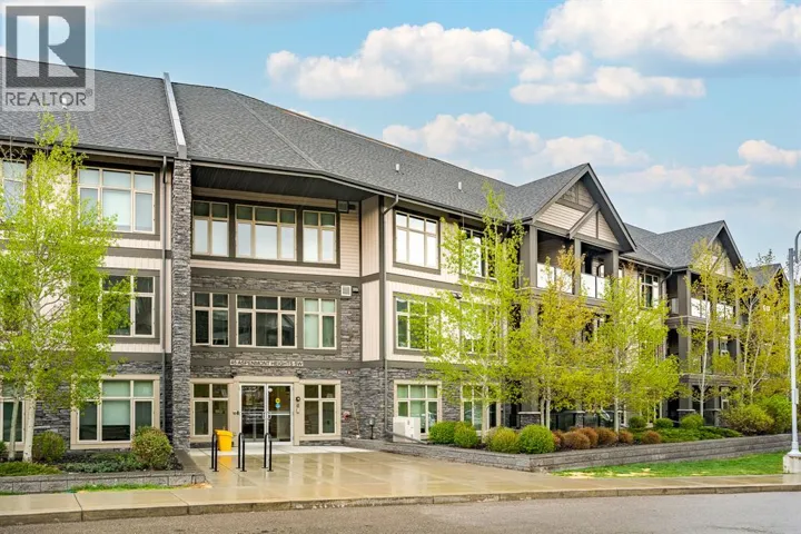 209, 45 Aspenmont Heights SW, Calgary, Alberta T3H0E6
