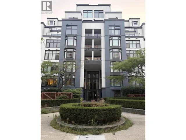 209 2468 E BROADWAY, Vancouver, British Columbia V5M4V1