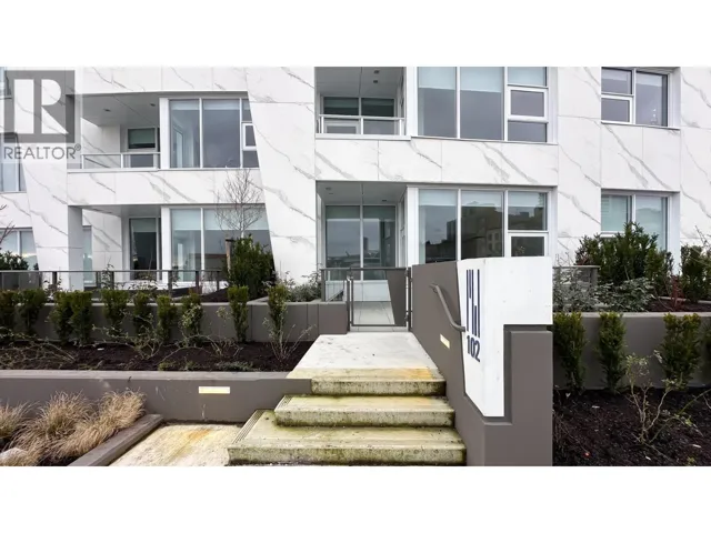 102 660 QUAYSIDE DRIVE, New Westminster, British Columbia V3M0P1