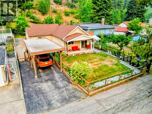 1142 Third Avenue, Trail, British Columbia V1R1N9