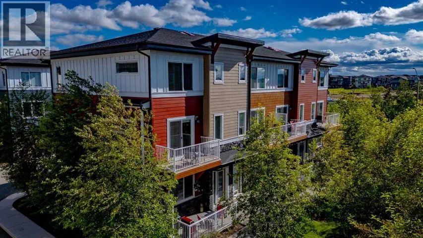 17, 111 Rainbow Falls Gate, Chestermere, Alberta T1X0Z4