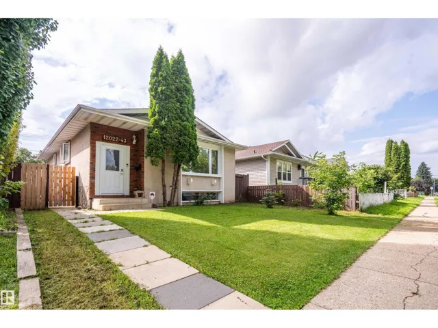 12022 43 ST NW, Edmonton, Alberta T5W2P8