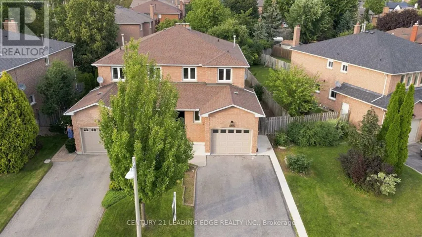 183 HOPEWELL ROAD, Oakville (RO River Oaks), Ontario L6H5Y9