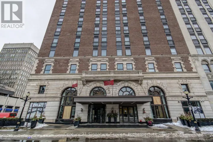 LPH16 - 118 KING STREET E, Hamilton (Beasley), Ontario L8N0A9