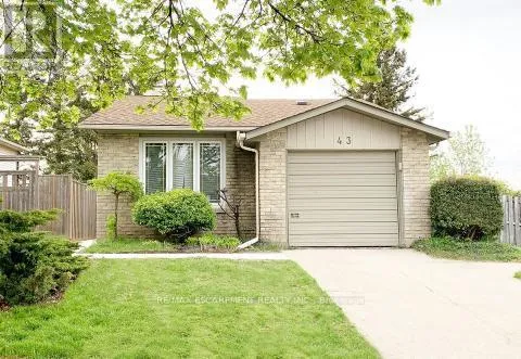 LOWER - 43 KANATA CRESCENT, Brantford, Ontario N3R7E8