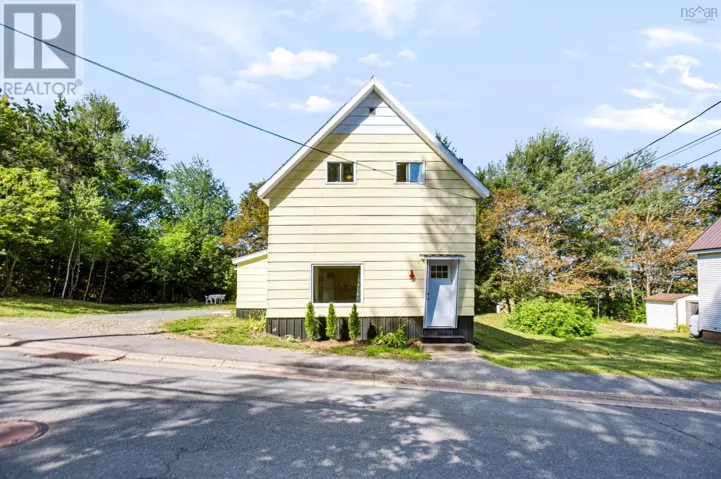 37 Church Street, Springhill, Nova Scotia B0M1X0