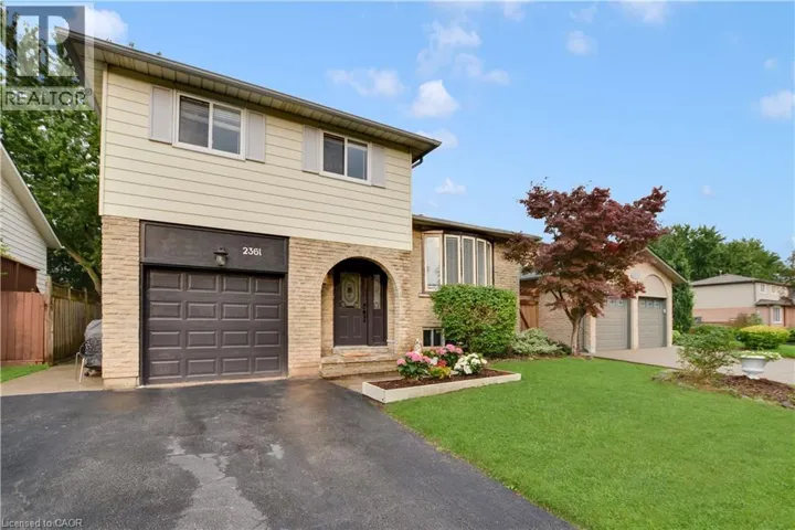 2361 DUNCASTER Drive, Burlington, Ontario L7P3V9
