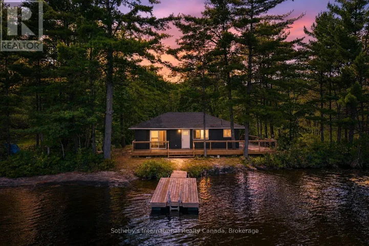 COTTAGE - 1055 WEST BANK DRIVE, Gravenhurst (Morrison), Ontario P0E1G0