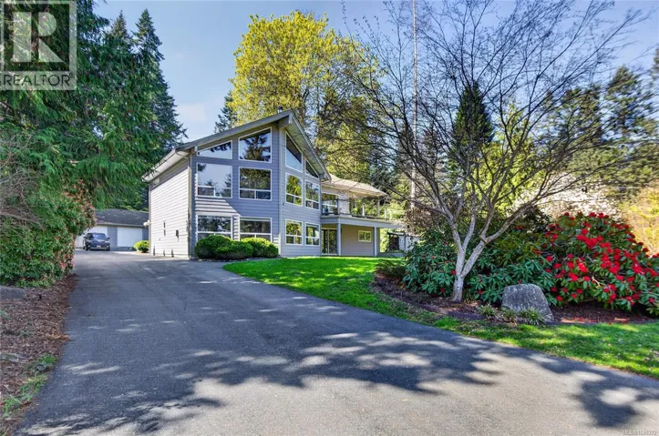 4594 Maple Guard Dr, Bowser, British Columbia V0R1G0