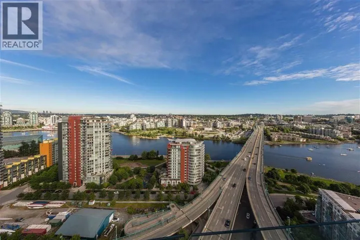 2417 89 NELSON STREET, Vancouver, British Columbia V6Z0E7