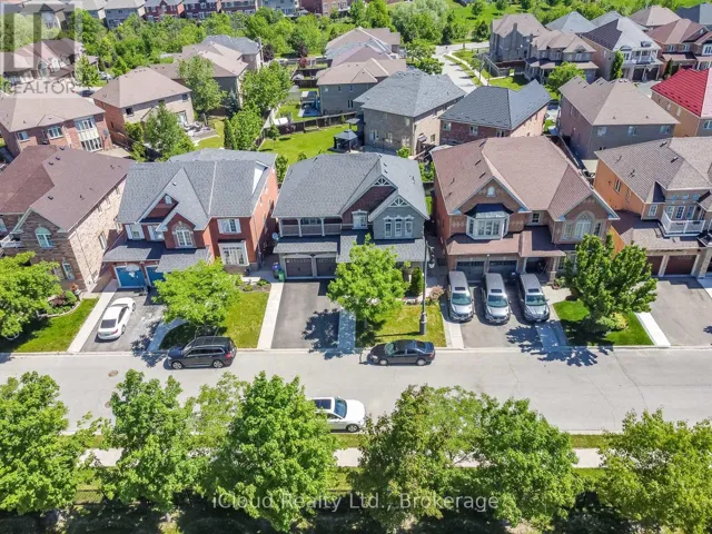 7 MERRITTONIA STREET, Brampton (Credit Valley), Ontario L6X0Y9