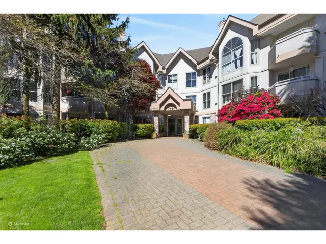 117 7161 121 STREET, Surrey, British Columbia V3W1G8